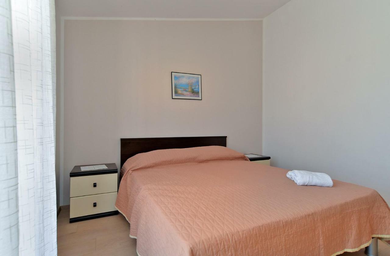 Apartment Gracijela 827 Medulin Eksteriør billede